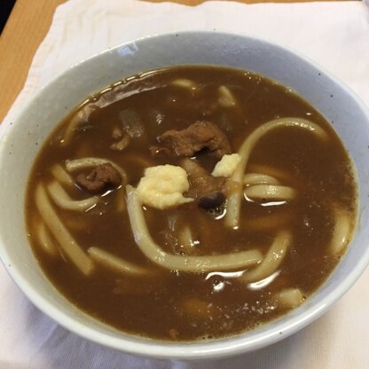 ちょっとスープ多めになってしまいましたが、初カレーうどん美味しくいただきました！ ネギはなかったけど、生姜はチューブだけどハマりそうです^_^